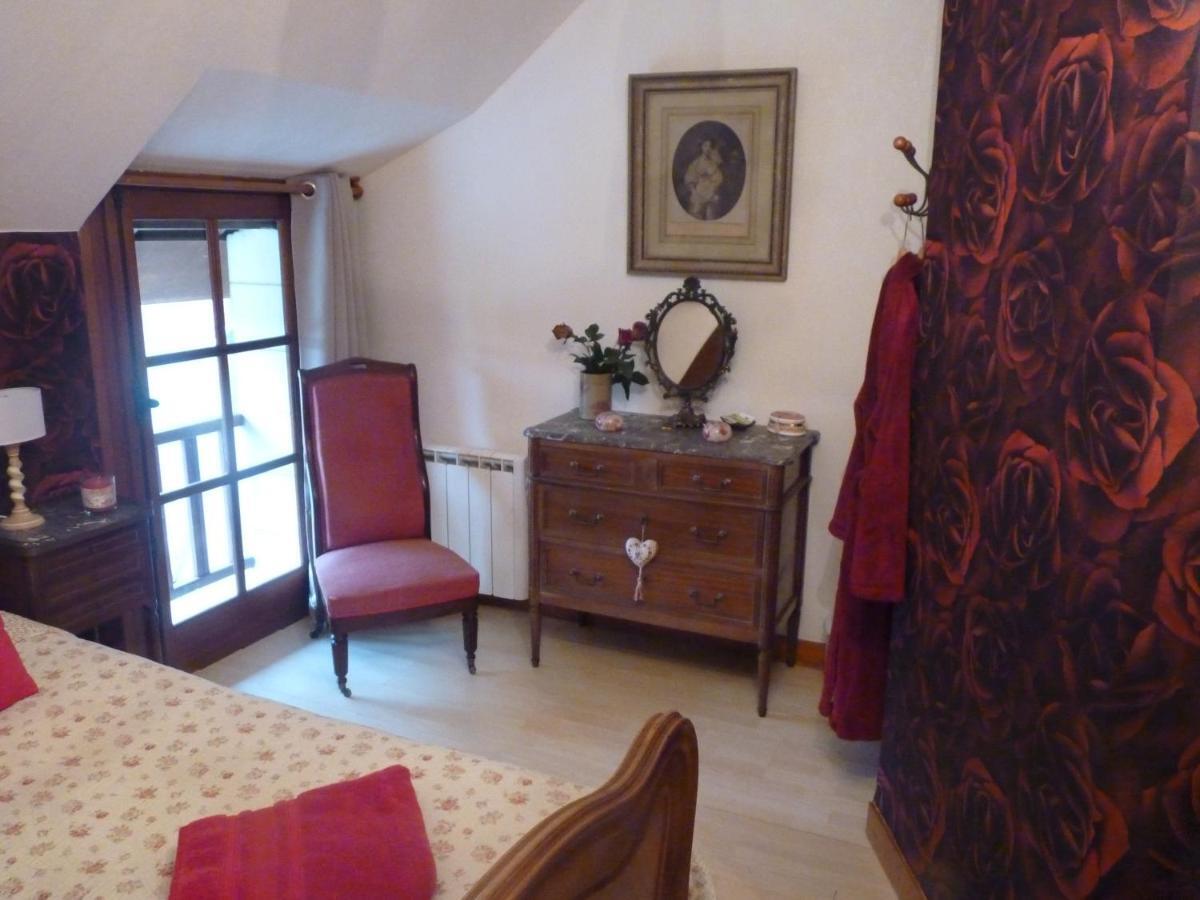 L'Arum Antique Sainte-Catherine-de-Fierbois Εξωτερικό φωτογραφία